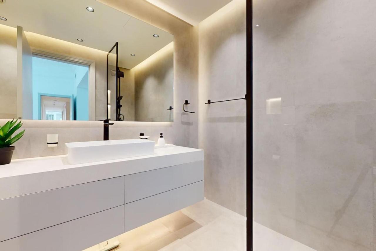 Trident Waterfront - Gorgeous Three Bedroom Dubai